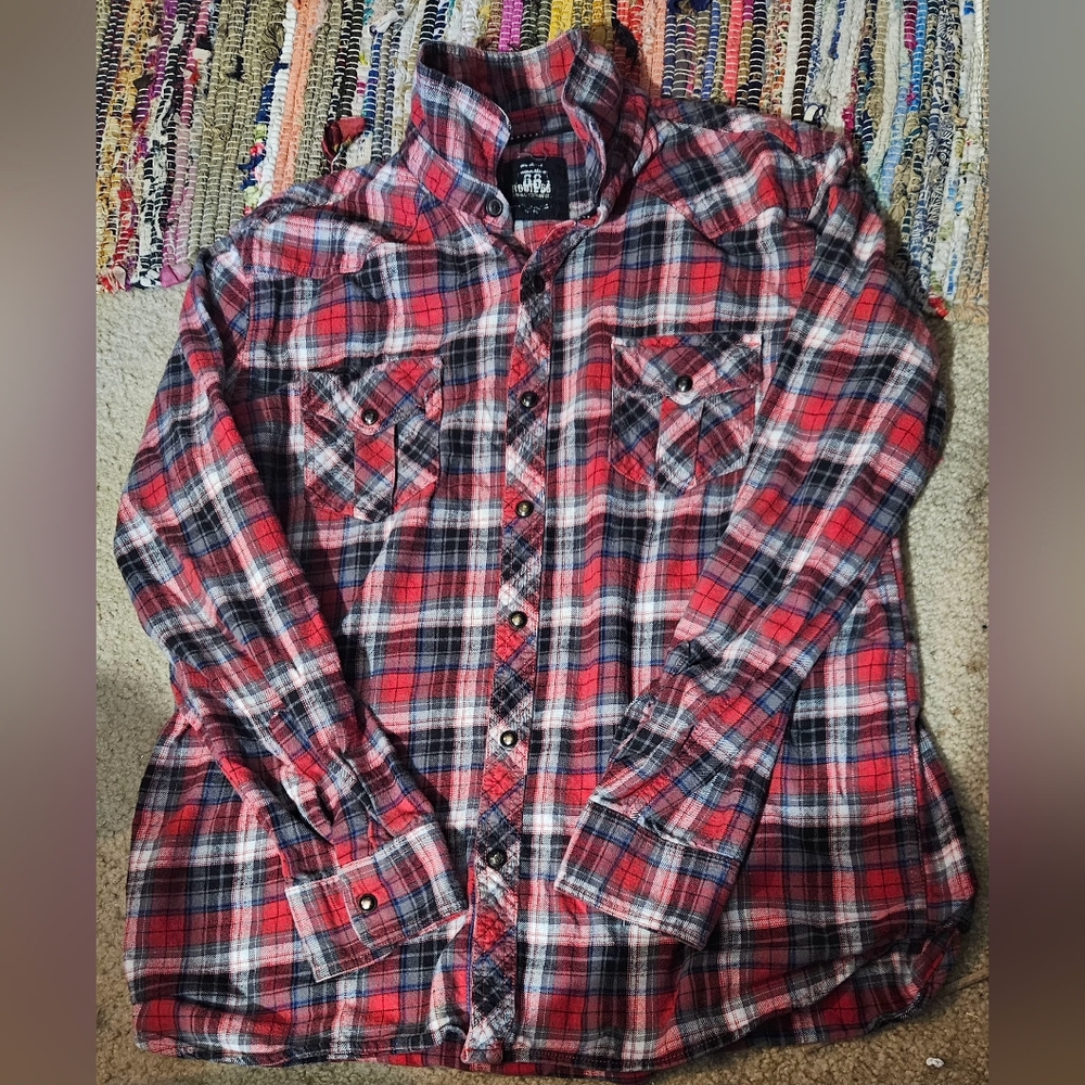 Route 66 cotton flannel red, white,  and black plaid, snap buttons size XL